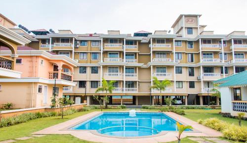 Apartment with Pool View 