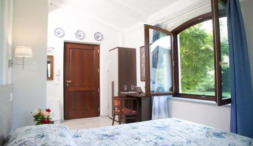 Double or Twin Room with Private Bathroom