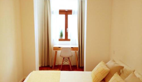 Single Room with Private Bathroom