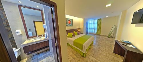 Double or Twin Room with City View