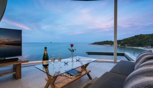 Villa with Sea View