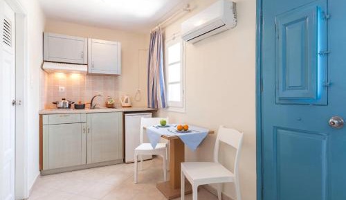 Studio with Sea View (3 Adults)