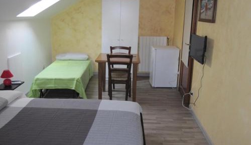 Studio Apartment