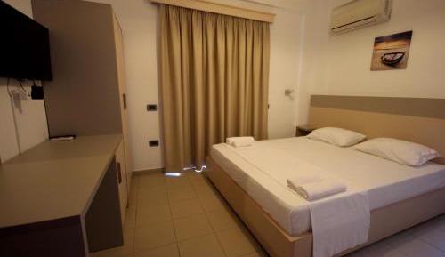 Double Room with Pool View