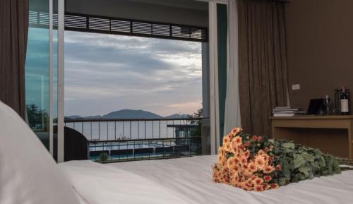 Deluxe Sea View