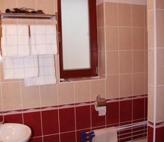 Apartment (4 Adults)