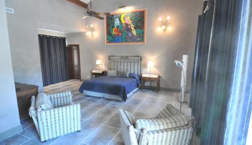 Suite with Pool View
