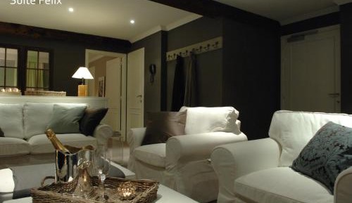 Deluxe Suite - Second Floor