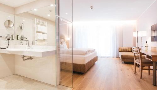 Comfort Double Room with Balcony and Air Conditioning