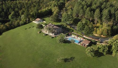 Six-Bedroom House