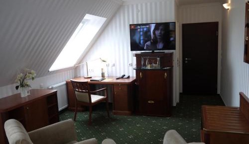 Large Single Room