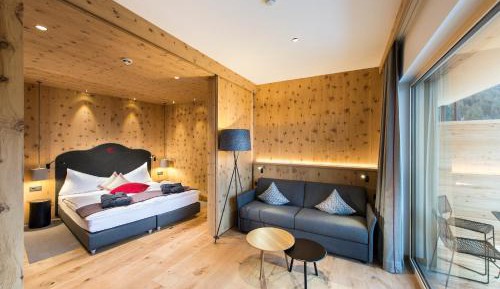 Junior Suite with Balcony