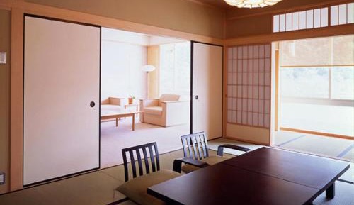 Twin Room with Tatami Area