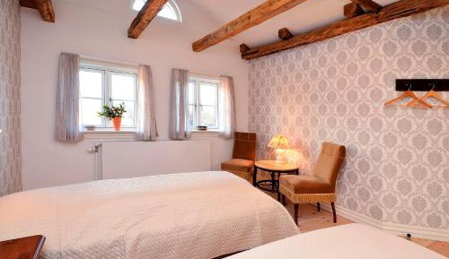 Double or Twin Room with Shared Bathroom