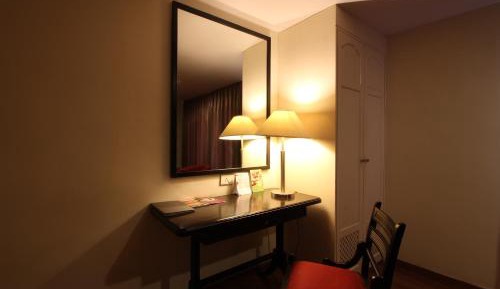 Deluxe Suite
