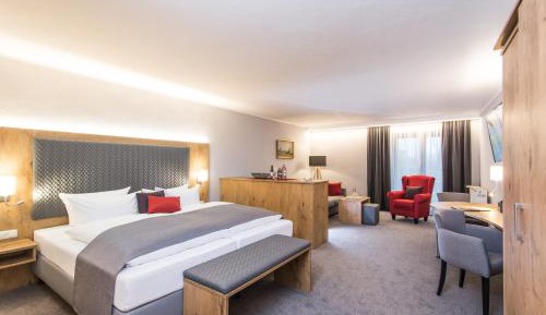 Deluxe Junior Suite