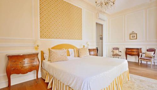 Prestige Suite