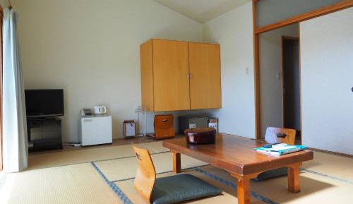 Japanese-Style Room with Mountain View - Annex