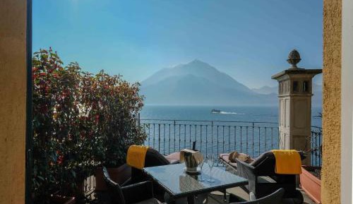 Double or Twin Room with Terrace