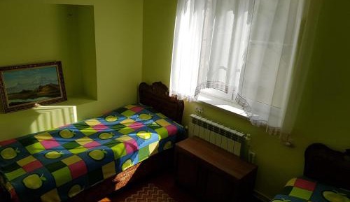 Standard Twin Room with Garden View
