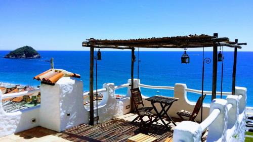Studio Apartment with Sea View