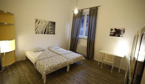 Two-Bedroom Apartment (6 Adults)