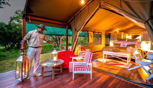 Deluxe Lodge with Lake View (Complimentary Cocktail & Free Bird Watching Nature Trail)