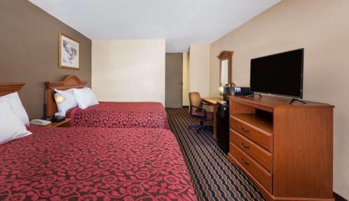 Deluxe Double Room with Two Double Beds - Non-Smoking