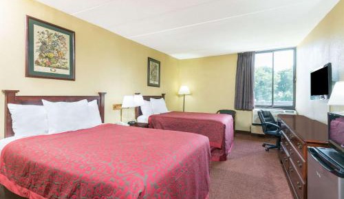 Double Room with Two Double Beds - Non-Smoking
