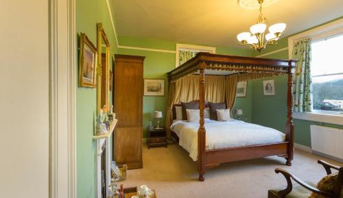 Double Room with Ensuite Bathroom