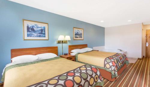 Studio Suite with Two Queen Beds - Non-Smoking