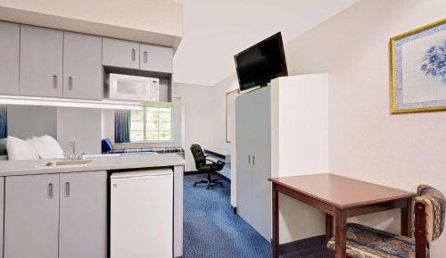 Queen Studio - Non-Smoking