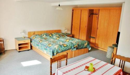 Large Double Room
