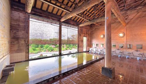 Single Room with Shared Bathroom - Non-Smoking