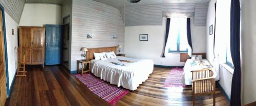 Triple Room with Private Bathroom