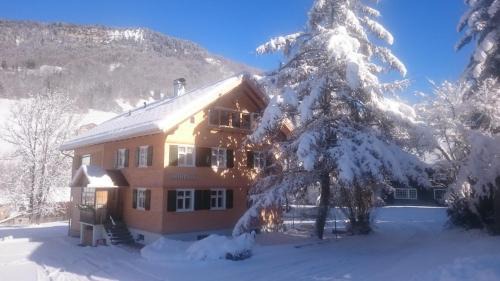 Försterhaus Wohnung 1. OG
