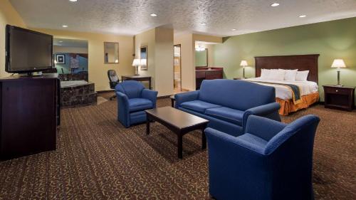 King Suite with Spa Bath - Non-Smoking