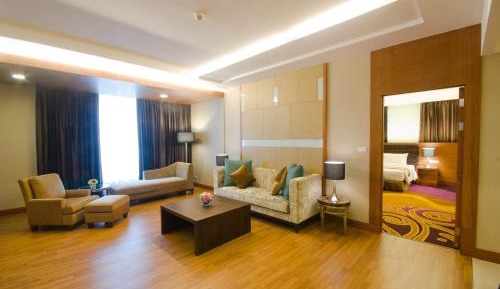 Deluxe Suite
