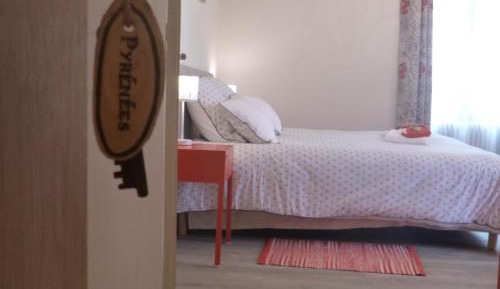 Double or Twin Room with Private Bathroom