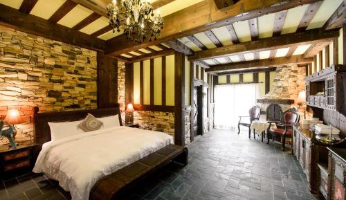 Double Room with Mountain View