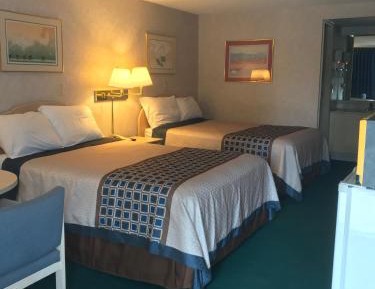 Double Room with Two Double Beds - Smoking