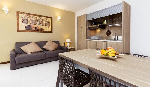 One-Bedroom Apartment with Terrace