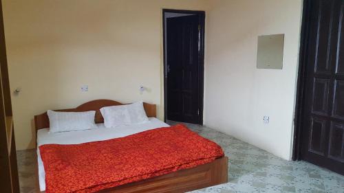 Budget Single Room
