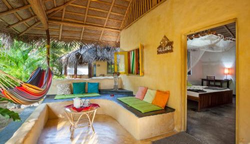 Bungalow with Patio