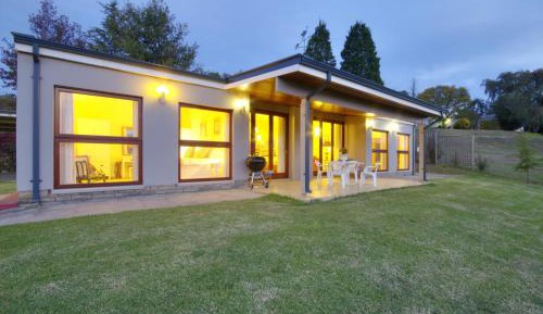 Two-Bedroom Cottage - 2