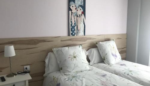Twin Room with Shared Bathroom