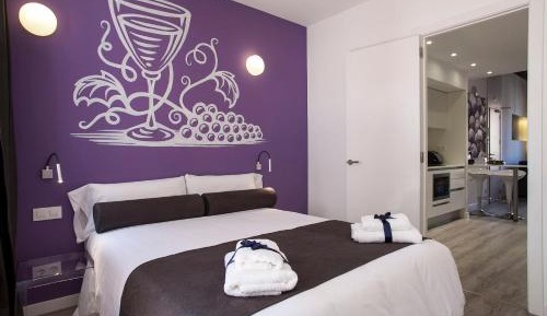 Deluxe Apartment