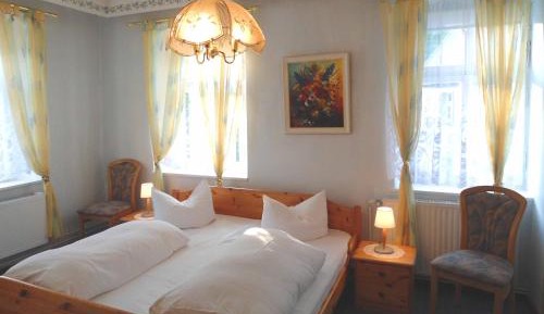 Triple Room with Bathroom