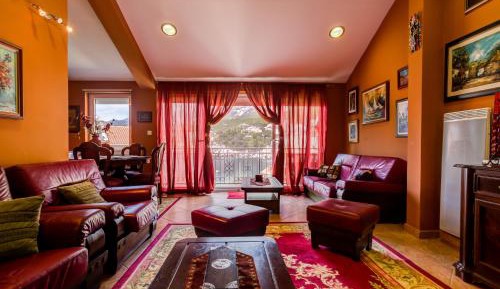 Penthouse Apartment