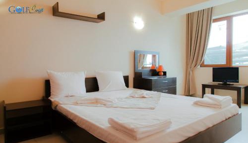 Two-Bedroom Apartment (5 Adults)